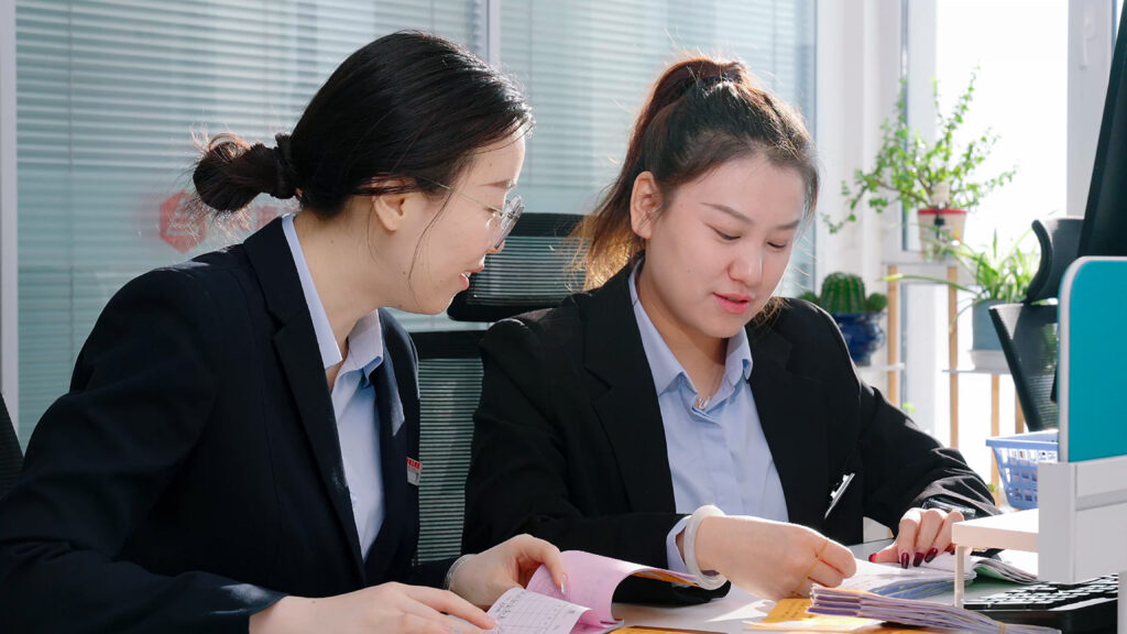 物流节特辑 | 物流人：汇聚微光，筑梦前行