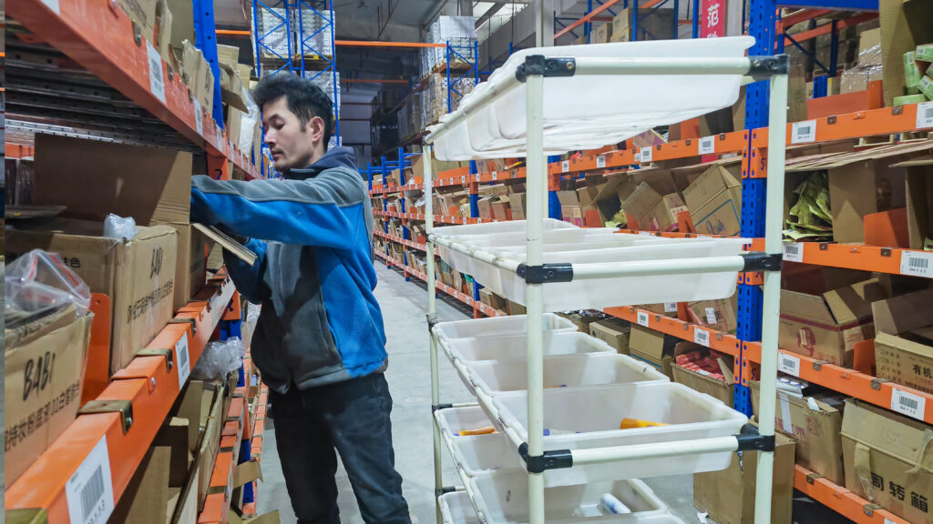 物流节特辑 | 物流人：汇聚微光，筑梦前行